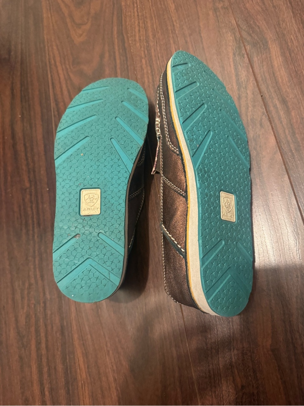 Ariat Moccasins in Turquoise, Red, Yellow & Brown Aztec Pattern - Picture 5 of 5